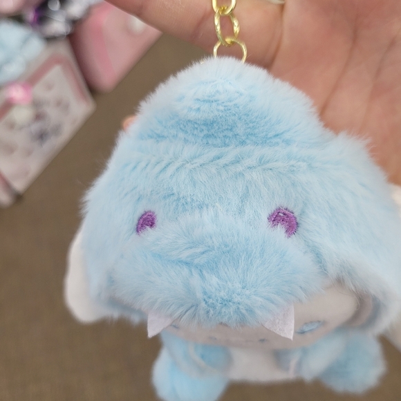 Brand New Cinnamoroll Dinosaur Outfit Plushies Keychain - Picture 4 of 8